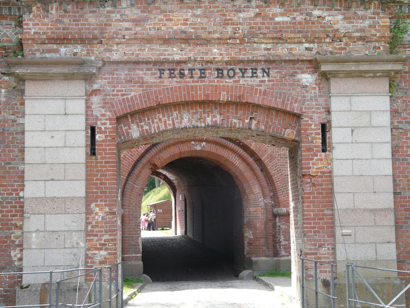 TwierdzaBoyen-001.jpg